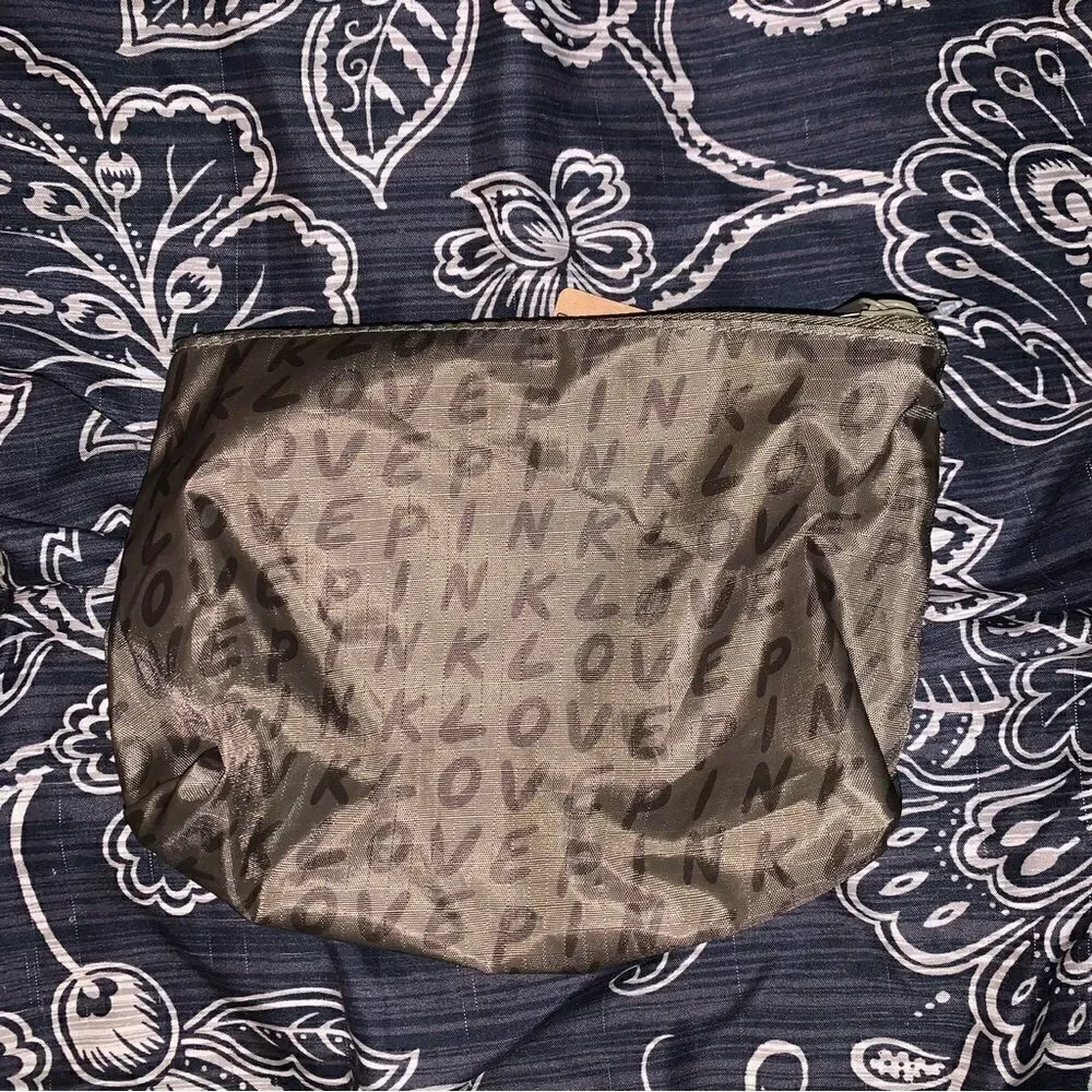 PINK Victorias Secret nwt perfect